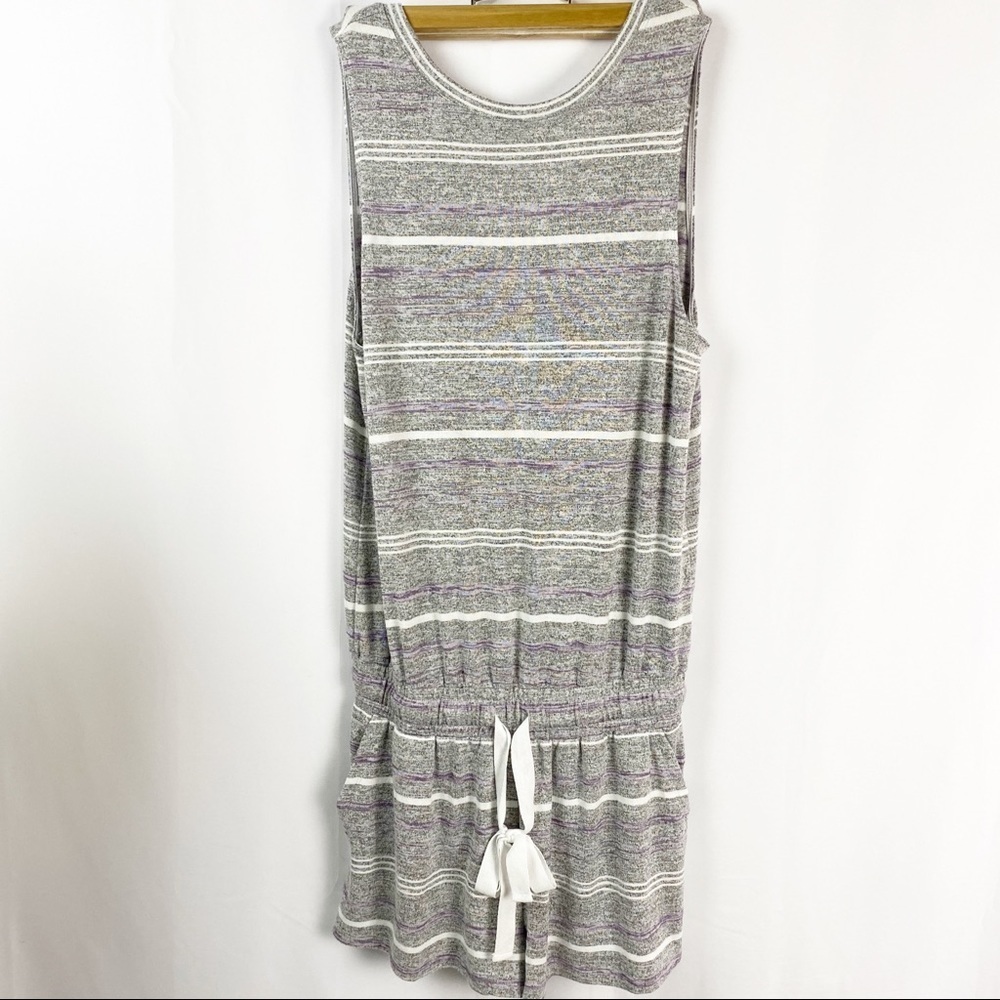 Wilfred Free
Women’s Gray Striped Romper Shorts